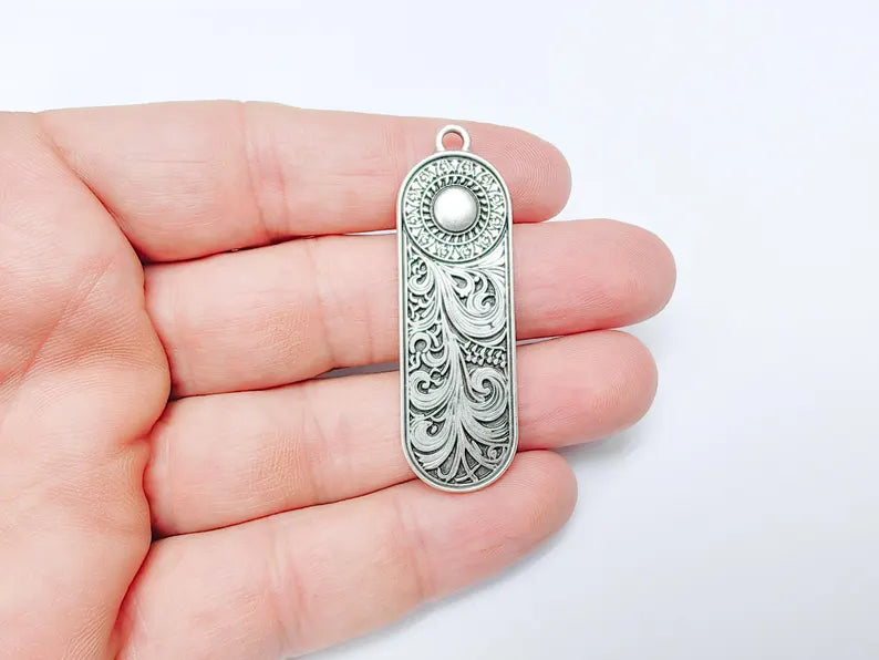 Elegant Scrollwork Pendant, Boho Charms, Earring Charms, Silver Dangle Pendant, Necklace Parts, Antique Silver Plated Zamac 53x17mm G36556