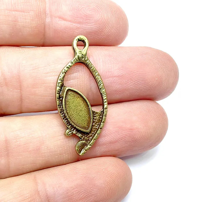 Leaf Charms, Oval Charms, Ethnic Earring Charms, Bronze Rustic Pendant, Necklace Parts, Antique Bronze Plated 33x15mm (12x6mm) G36562