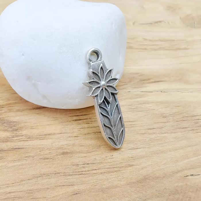 2 Flower Charms, Floral Pendant, Herb Earring Charms, Dangle Pendant, Necklace Part, Antique Silver Plated 31x11mm G36614