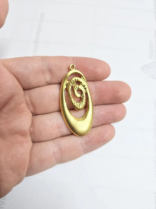 Oval swirl Gold plated charms (51x23mm) G36568