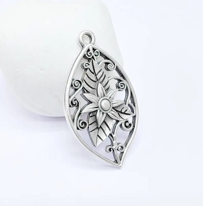 Floral Filigree Pendant, Boho Leaf and Flower Charm, Rustic Nature Earring Charm, Antique Silver Plated Pendant 44x25mm G36587