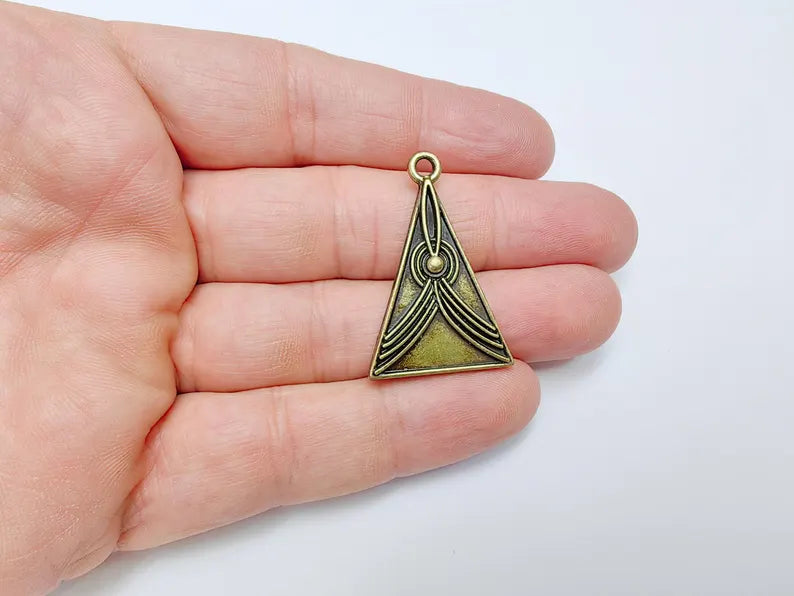 Abstract Lines Triangle Charm Pendant, Boho Charm, Modern Lines Earring Charm, Necklace Parts, Antique Bronze Plated Zamac 37x24mm G36640