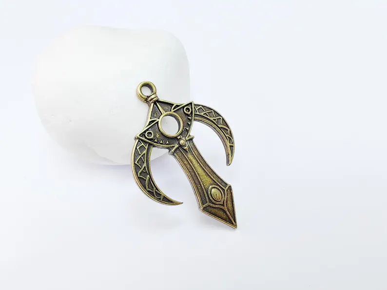 Mystical Bohemian Pendant, Mythology Crescent Charm, Tuareg Charm, Earring Charm, Gothic Pendant, Antique Bronze Plated Zamac 48x31mm G36650