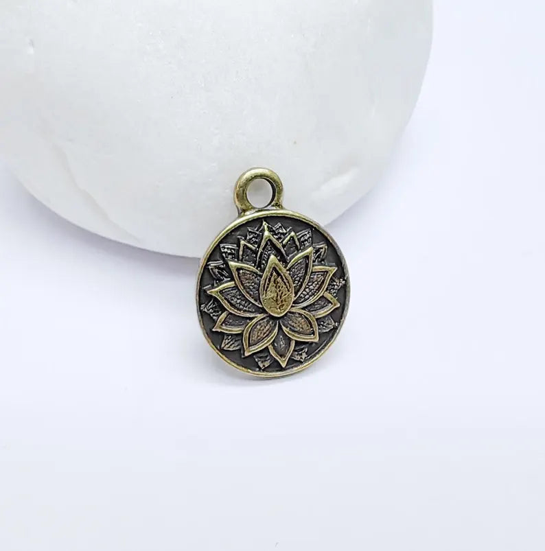 4 Lotus Flower Charms, Boho Charms, Earring Charms, Bronze Dangle Pendant, Necklace Parts, Antique Bronze Plated 19x15mm G36672