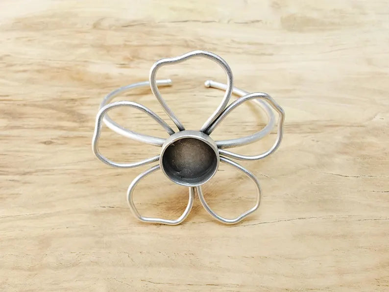 Flower Bracelet Blank Resin Cuff Dry Bezel Glass Cabochon Base Adjustable Antique Silver Plated Brass (10mm Blanks) G36676