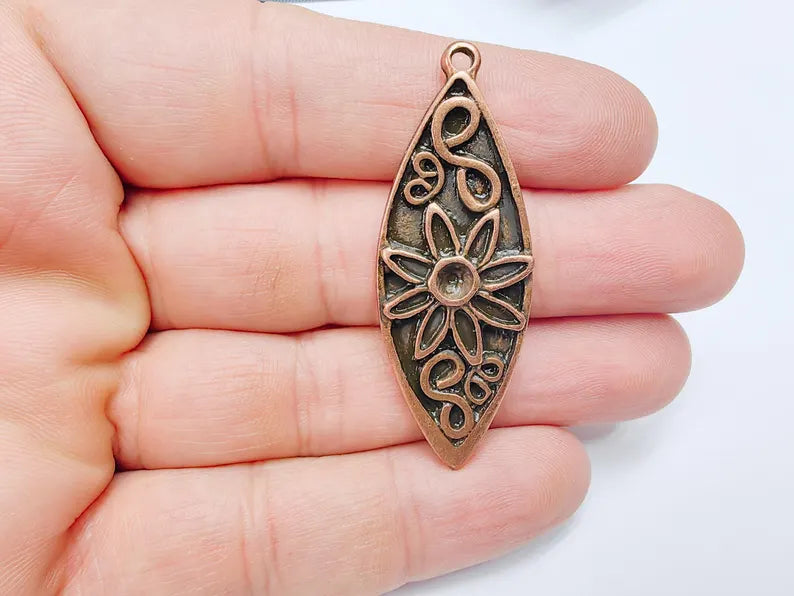 Flower Pendant, Boho Charm, Earring Charm, Dangle Pendant, Necklace Parts, Antique Copper Plated 51x19mm G36695