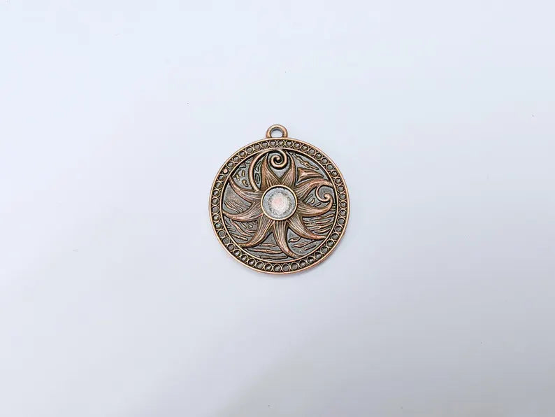 Nautical Pendant, Bohemian Starfish Pendant Blank, Celestial Bezel, Locket Base, Antique Copper Plated Zamac 38x34mm (10mm cabochon) G36697