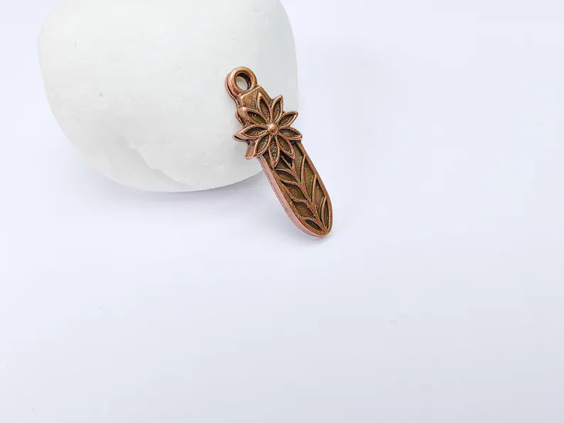2 Flower Charms, Floral Pendant, Herb Earring Charms, Dangle Pendant, Necklace Part, Antique Copper Plated 31x11mm G36702
