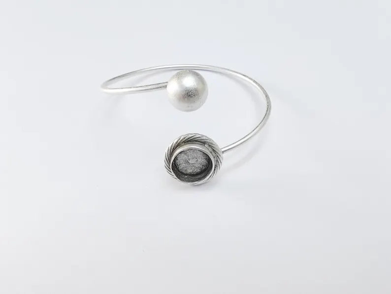 Ball and Round Bracelet Blank Resin Cuff Dry Bezel Glass Cabochon Base Adjustable Antique Silver Plated Brass (12mm Blanks) G36735