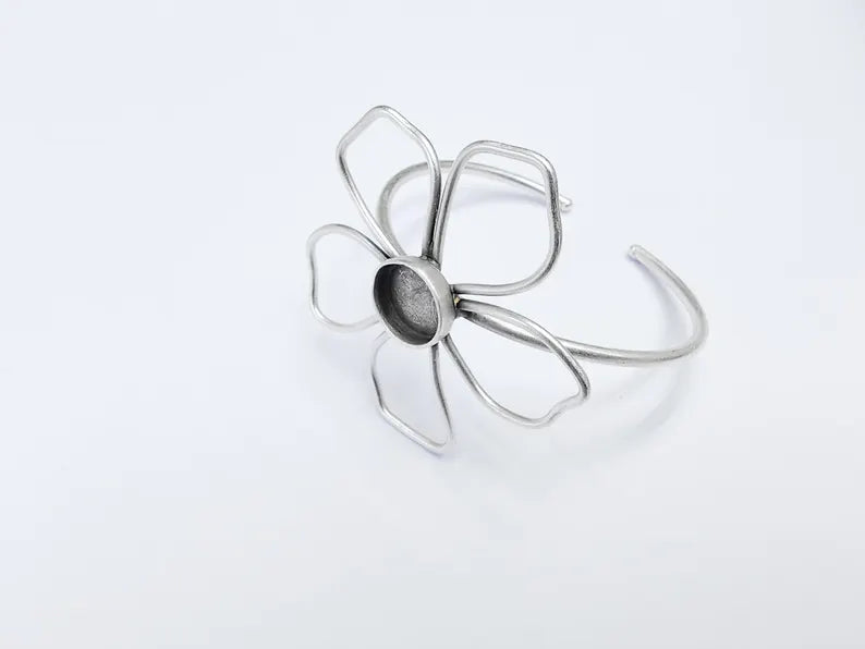 Flower Bracelet Blank Resin Cuff Dry Bezel Glass Cabochon Base Adjustable Antique Silver Plated Brass (16mm Blanks) G36749