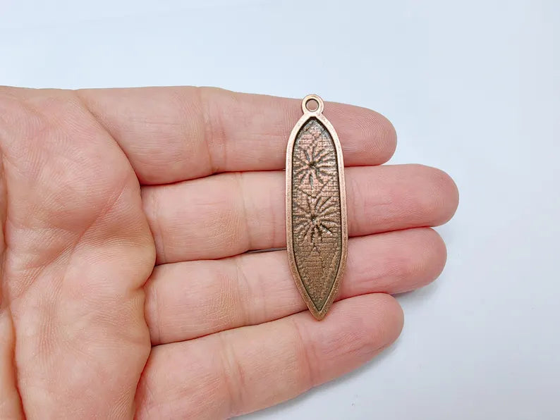 Bohemian Abstract Stars Charm Pendant, Flower Earring Charms, Dangle Pendant, Necklace Parts, Antique Copper Plated Zamac 53x14mm G36634