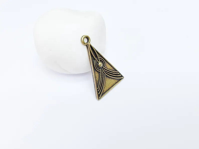 Abstract Lines Triangle Charm Pendant, Boho Charm, Modern Lines Earring Charm, Necklace Parts, Antique Bronze Plated Zamac 37x24mm G36640