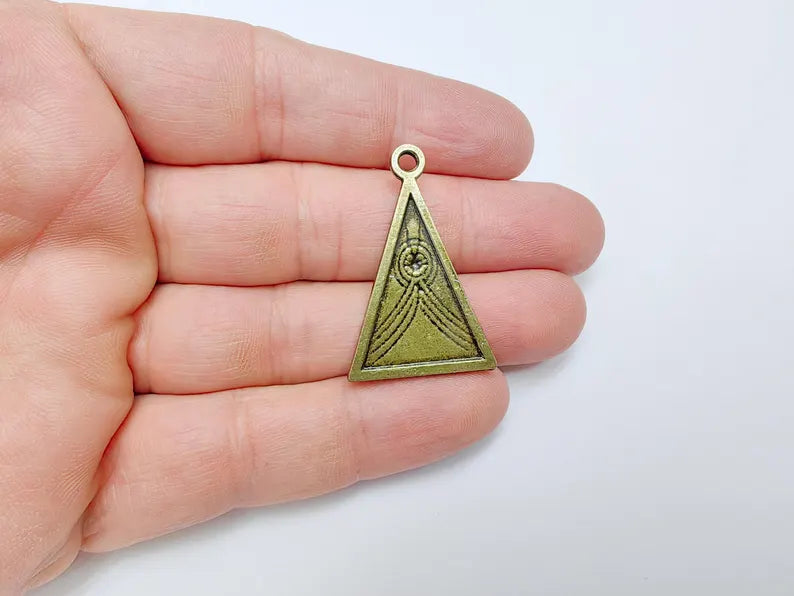 Abstract Lines Triangle Charm Pendant, Boho Charm, Modern Lines Earring Charm, Necklace Parts, Antique Bronze Plated Zamac 37x24mm G36640