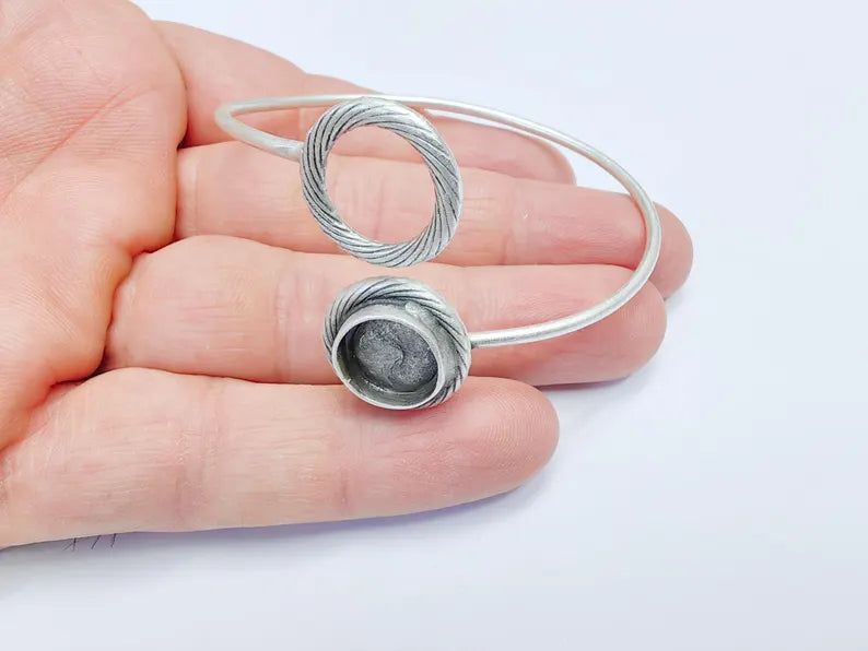 Circle Round Bracelet Blank Resin Cuff Dry Bezel Glass Cabochon Base Adjustable Antique Silver Plated Brass (12mm Blanks) G36747