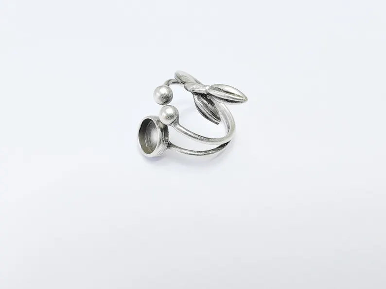 Leaf Ring Setting, Cabochon Blank, Resin Bezel, Round Ring Mounting Epoxy Frame Base Adjustable Antique Silver Plated Brass 8mm G36760