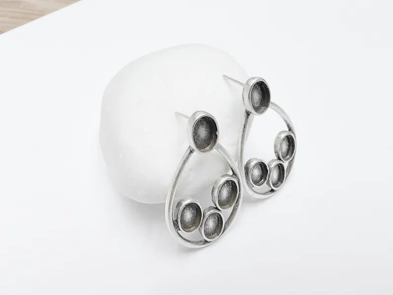 Drop Oval Earring Stud Base, Earring Blank, Ear Resin Bezel, Cabochon Mounting, Antique Silver Plated Brass (9x6mm bezel) G36761