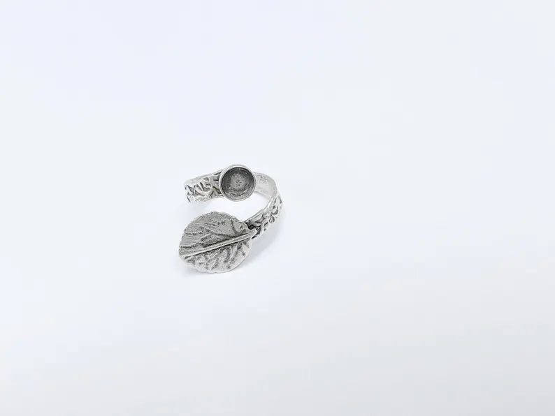 Leaf Ring Setting, Cabochon Blank, Resin Bezel, Round Ring Mounting Epoxy Frame Base Adjustable Antique Silver Plated Brass 6mm G36765