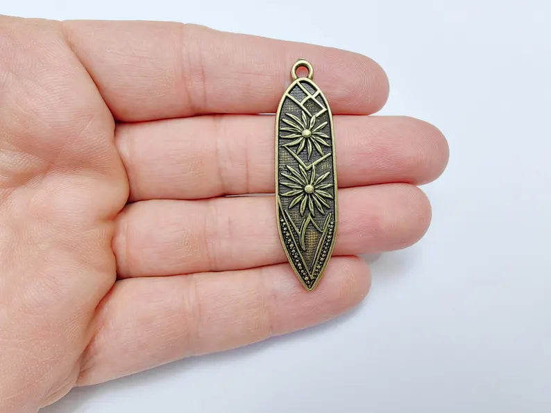Bohemian Abstract Stars Charm Pendant, Flower Earring Charms, Dangle Pendant, Necklace Parts, Antique Bronze Plated Zamac 53x14mm G36651