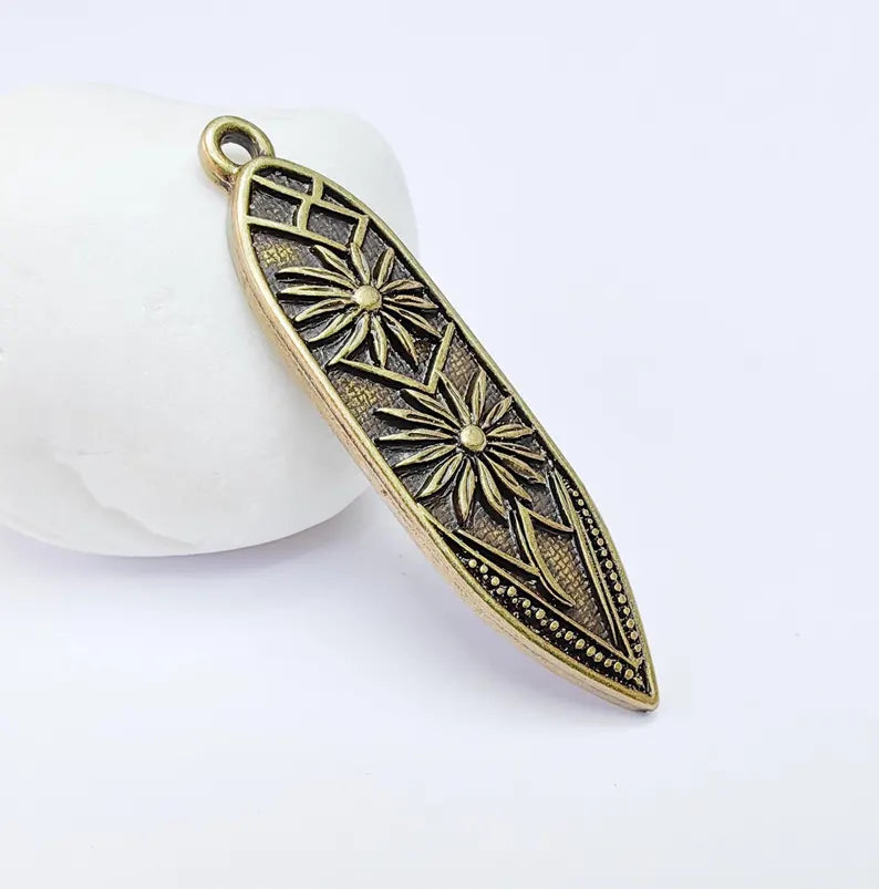 Bohemian Abstract Stars Charm Pendant, Flower Earring Charms, Dangle Pendant, Necklace Parts, Antique Bronze Plated Zamac 53x14mm G36651