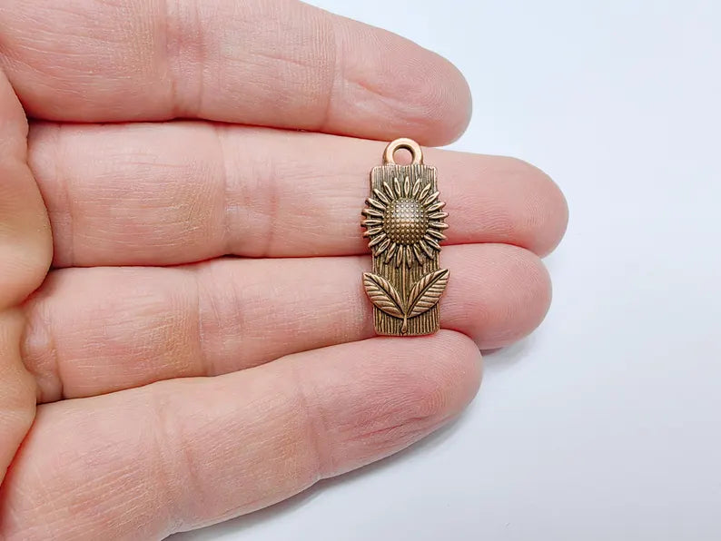 2 Flower Charms, Floral Pendant, Herb Earring Charms, Sunflower Dangle Pendant, Necklace Part, Antique Copper Plated 28x12mm G36669
