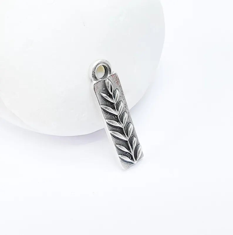 5 Plant Charms, Leaf Bar Pendant, Earring Charms, Nature Dangle Pendant, Necklace Parts, Antique Silver Plated 25x6mm G36807