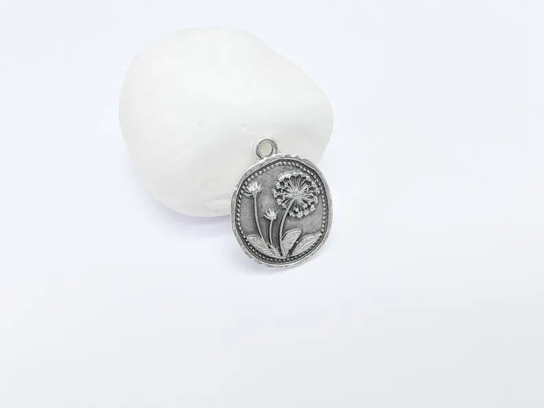 Dandelion Charms, Silver Flower Charms, Boho Charms, Earring Charms, Silver Pendant, Necklace Parts, Antique Silver Plated 28x23mm G36817