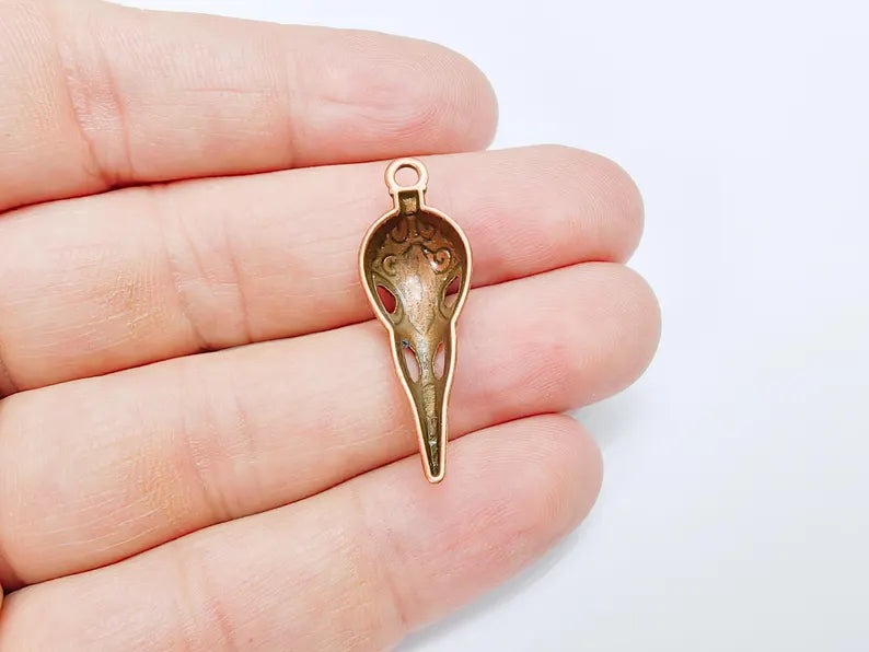 2 Raven Skull Charm Pendant, Gothic Boho Charm, Earring Charm, Mystical Bird, Necklace Parts, Antique Copper Plated 34x12mm G36701