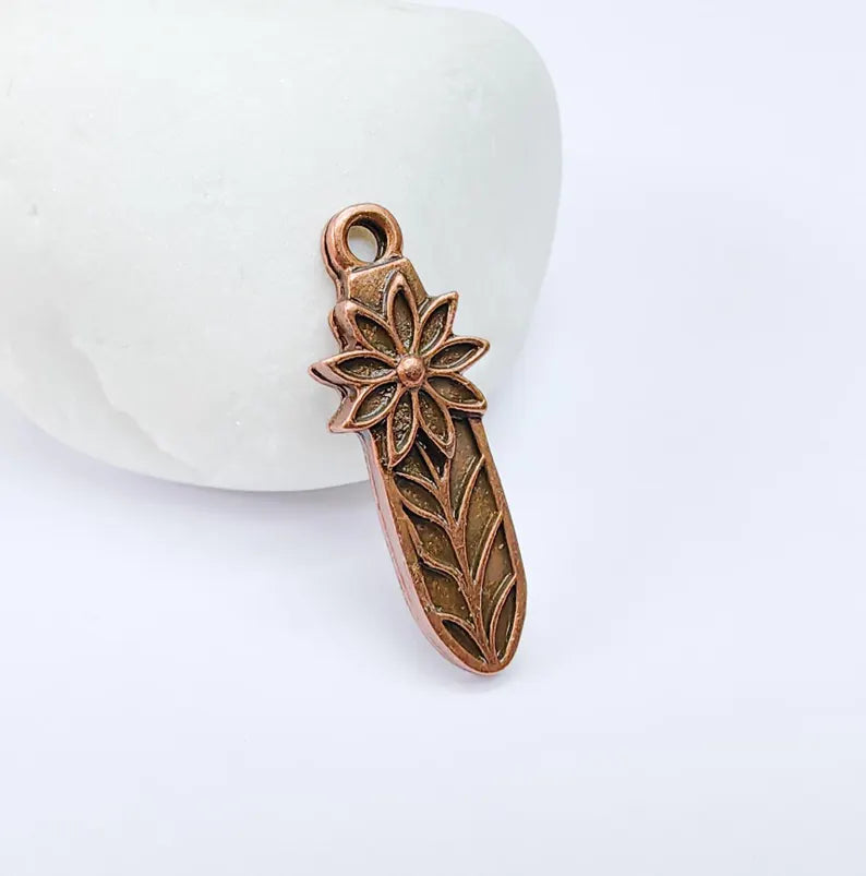 2 Flower Charms, Floral Pendant, Herb Earring Charms, Dangle Pendant, Necklace Part, Antique Copper Plated 31x11mm G36702