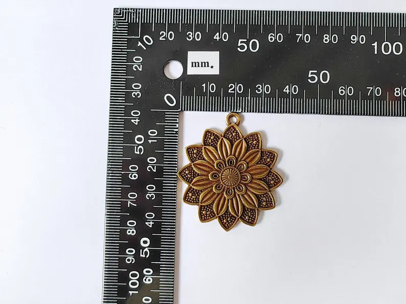 Floral Pendant Nature-Inspired Flower Design for Boho and Antique Bronze Rustic Jewelry, Antique Brass Plated 43x38mm G36714