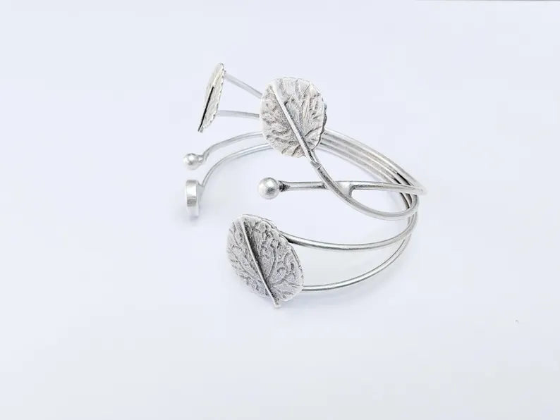 Leaf Bracelet, Bangle Bracelet Bezel, Wrap Cuff Resin Blank, Wristband Cabochon Base, Adjustable Antique Silver Brass (8mm) G36725