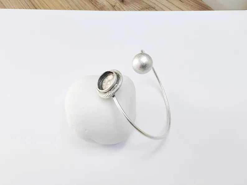 Ball and Round Bracelet Blank Resin Cuff Dry Bezel Glass Cabochon Base Adjustable Antique Silver Plated Brass (12mm Blanks) G36735