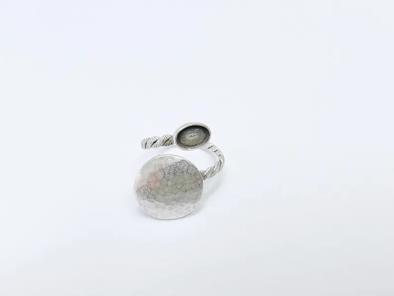 Ring Blank Setting, Cabochon Mounting, Adjustable Resin Ring Base Bezels, Antique Silver Plated Brass (9x6mm) G36754