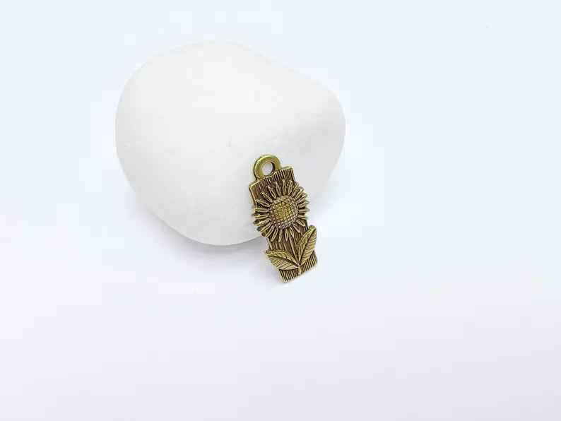 2 Flower Charms, Floral Pendant, Herb Earring Charms, Sunflower Dangle Pendant, Necklace Part, Antique Bronze Plated 28x12mm G36852