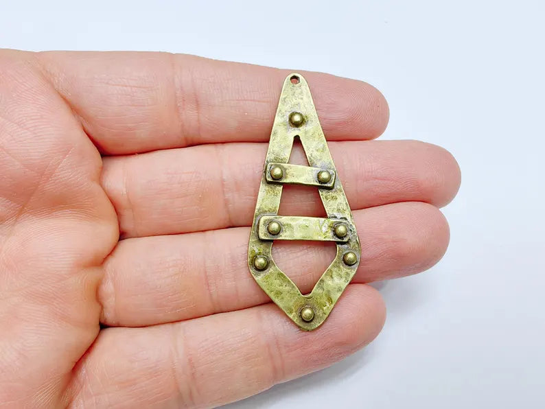 Hammered Dangle Charms, Boho Charms, Earring Charms, Rustic Pendant, Necklace Parts, Antique Bronze Plated Zamac 56x23mm G36855