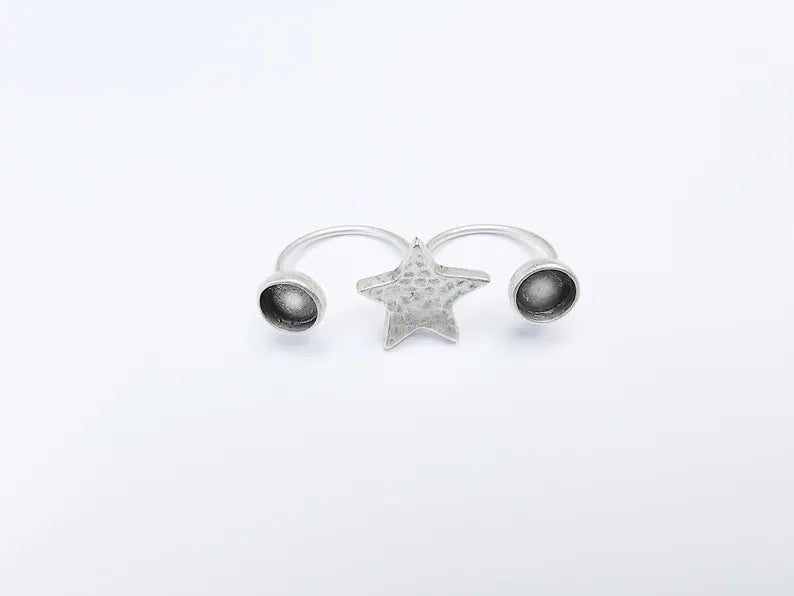 Double Finger Star Ring Base Setting, Cabochon Blank, Resin Bezel Mountings, Adjustable Antique Silver Plated Brass 8mm G36755
