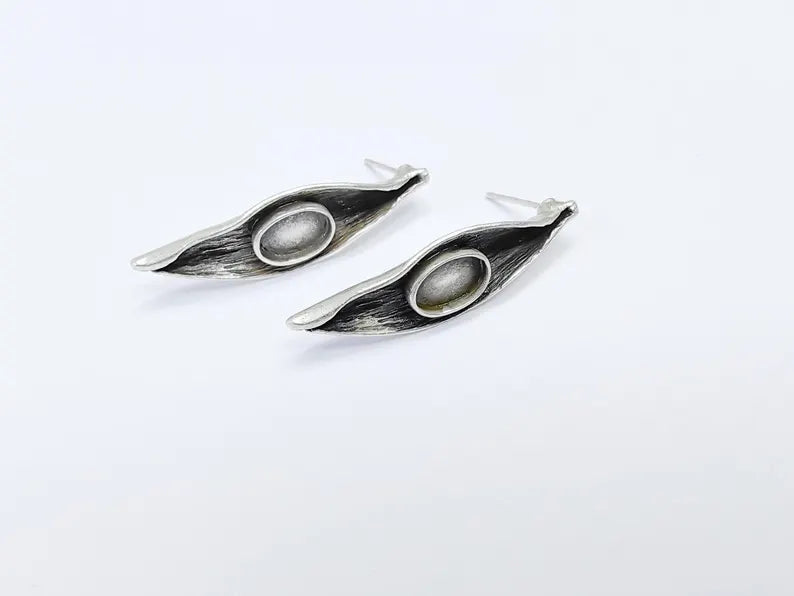 Leaf Earring Stud Base, Earring Blank, Ear Resin Bezel, Cabochon Mounting, Antique Silver Plated Brass (8x6mm bezel) G36763