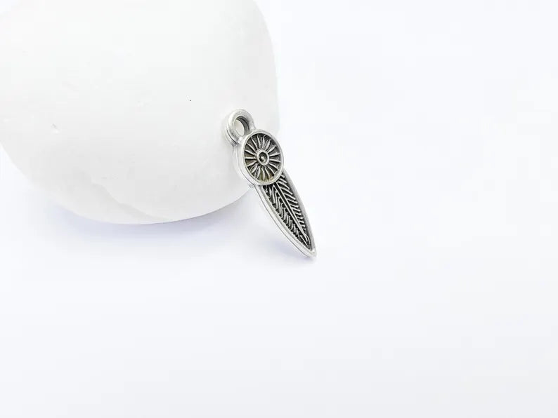 5 Boho Charm, Vintage Style Charms, Earring Charms, Minimalist Dangle Pendant, Necklace Parts, Antique Silver Plated 26x7mm G36769