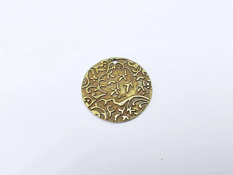 Floral Leafy Pendant, Boho Leaf and Flower Charm, Rustic Nature Earring Charm, Antique Bronze Plated Pendant 32mm G36771