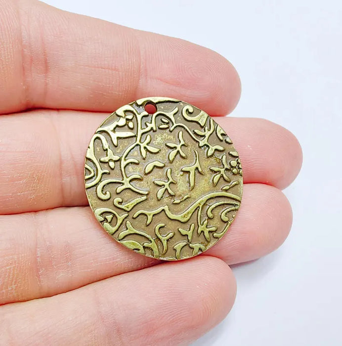 Floral Leafy Pendant, Boho Leaf and Flower Charm, Rustic Nature Earring Charm, Antique Bronze Plated Pendant 32mm G36771