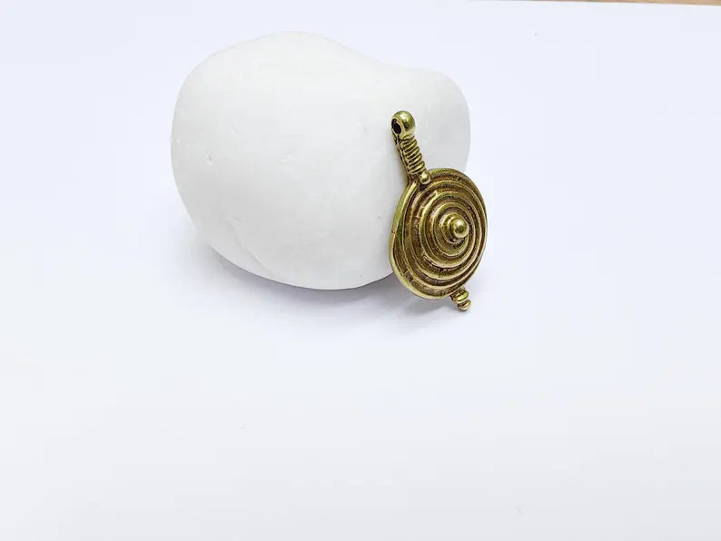 Antique Bronze Plated Concentric Circle Pendant, Bohemian Necklace Parts, Unique Tribal Design for DIY Jewelry 33x20mm G36859