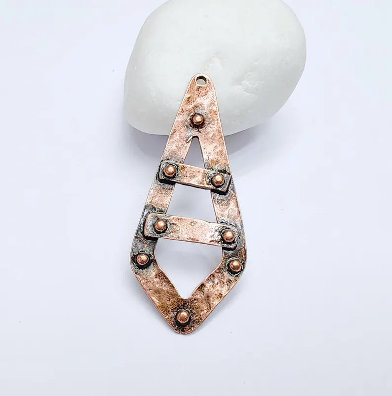 Hammered Dangle Charms, Boho Charms, Earring Charms, Rustic Pendant, Necklace Parts, Antique Copper Plated Zamac 56x23mm G36860