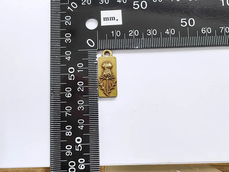 2 Flower Charms, Earring Charms, Bohemian Necklace Parts, Floral Charm for Nature Inspired Jewelry, Antique Bronze Plated 26x10mm G36862