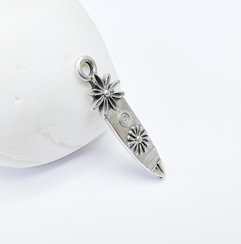 Sunburst and Flower Charms, Earring Charms, Boho Dangle Pendant, Necklace Parts, Antique Silver Plated 33x10mm G36806