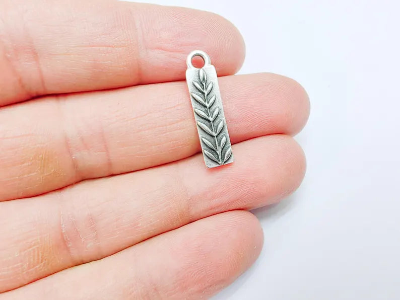 5 Plant Charms, Leaf Bar Pendant, Earring Charms, Nature Dangle Pendant, Necklace Parts, Antique Silver Plated 25x6mm G36807