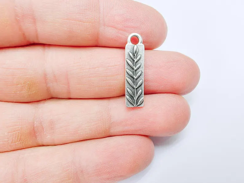 5 Plant Charms, Leaf Bar Pendant, Earring Charms, Nature Dangle Pendant, Necklace Parts, Antique Silver Plated 25x6mm G36807