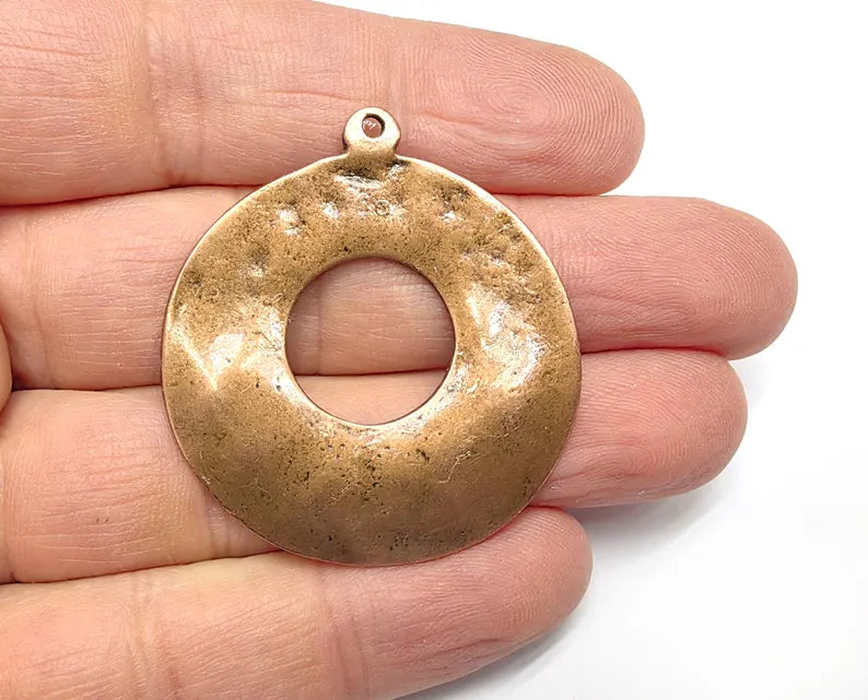 Donut Charms, Jewelry Parts, Copper Bracelet Component, Copper Earring Finding, Antique Copper Plated Metal (44x40mm) G36837