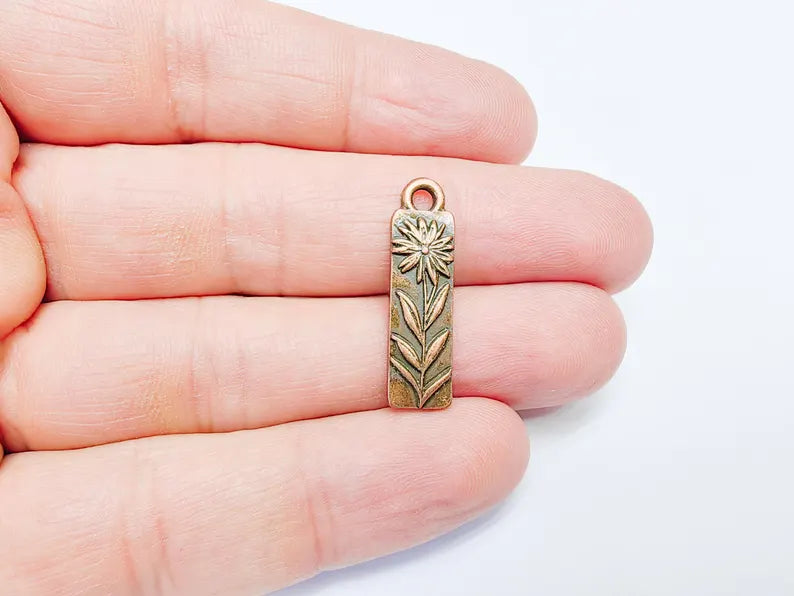 4 Flower Charms, Earring Charms, Bohemian Necklace Parts, Floral Charm for Nature Inspired Jewelry, Antique Copper Plated 28x7mm G36844