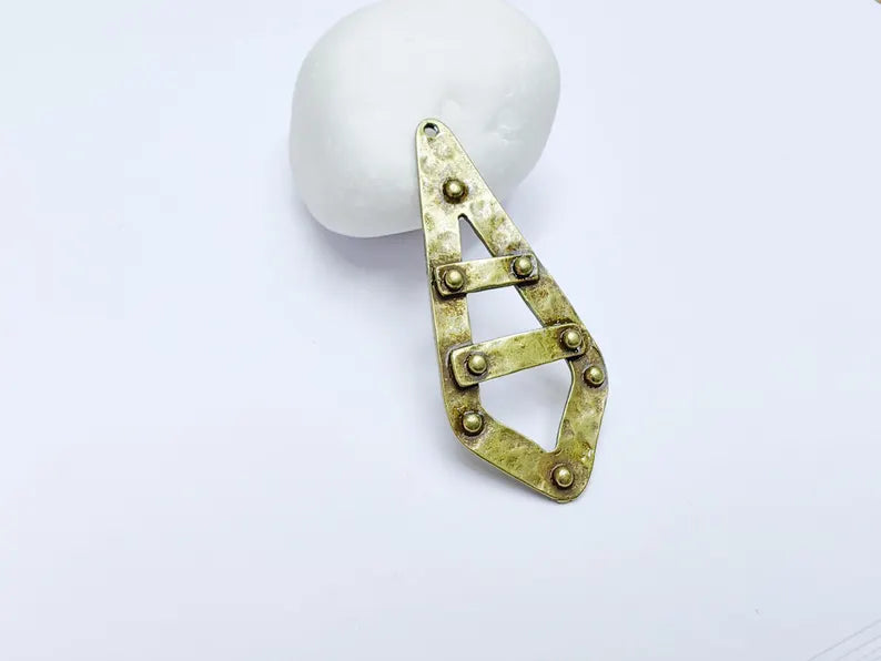 Hammered Dangle Charms, Boho Charms, Earring Charms, Rustic Pendant, Necklace Parts, Antique Bronze Plated Zamac 56x23mm G36855