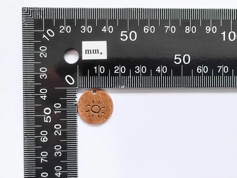 4 Sun Charms, Round Boho Charm, Earring Charm, Dangle Pendant, Necklace Parts, Antique Copper Plated Metal 17mm G36884