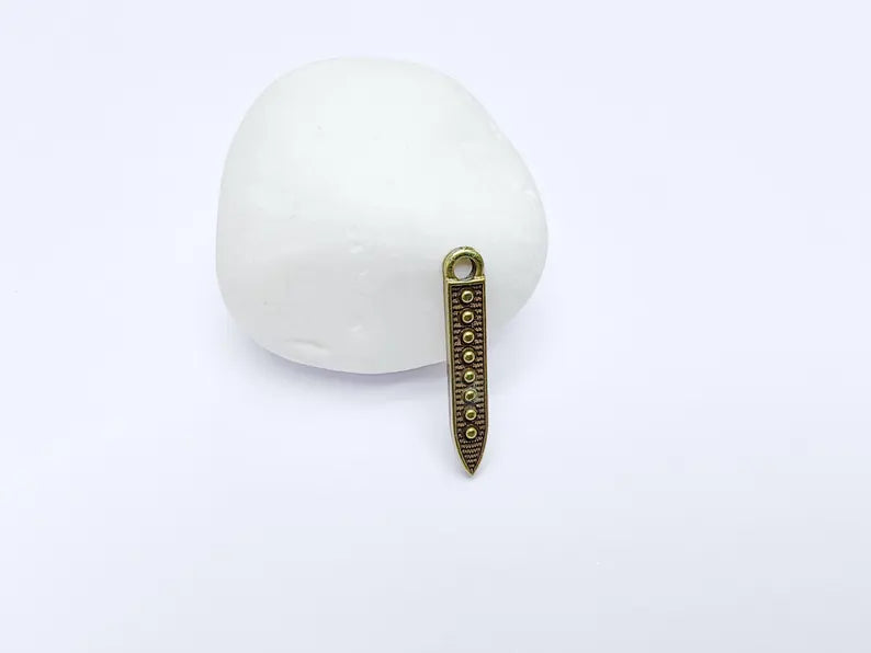 5 Antique Bronze Bar Charm, Earring Charm, Boho Pendant Charm, Dangle Bracelet Charm, Necklace Parts, Antique Bronze Plated 31x5mm G36858